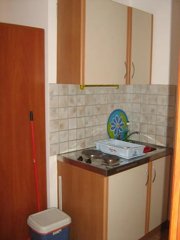 Apartments Demo Sveti Filip i Jakov
