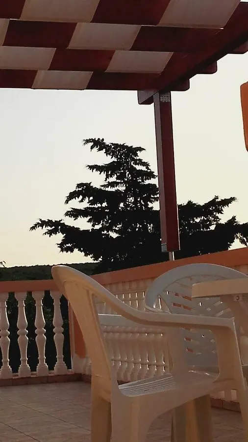 Apartments Demo Sveti Filip i Jakov