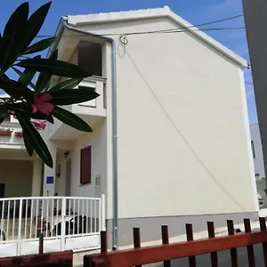  Apartment Dukic