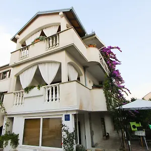  Apartman Petrina